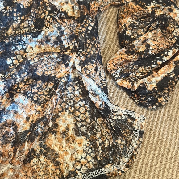 (5 for $75) NWT FREE PEOPLE about for the night oversized top in snake combo - Picture 13 of 13